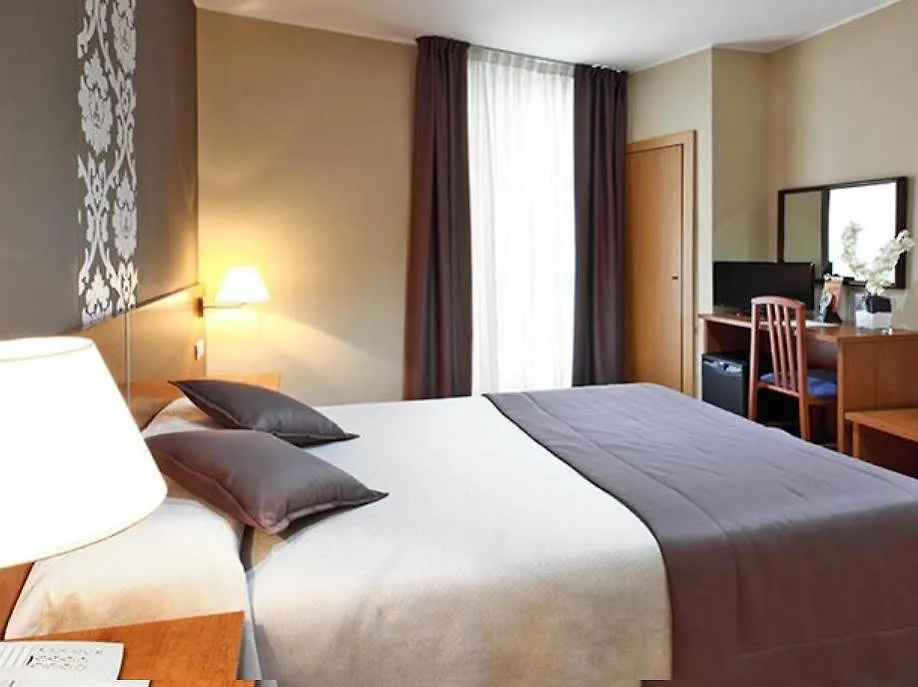Catalunya Hotel Barcelona 2*,