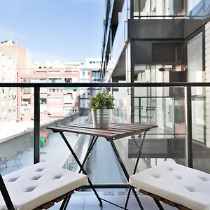 Ξενοδοχείο με διαμερίσματα Bcn Montjuic